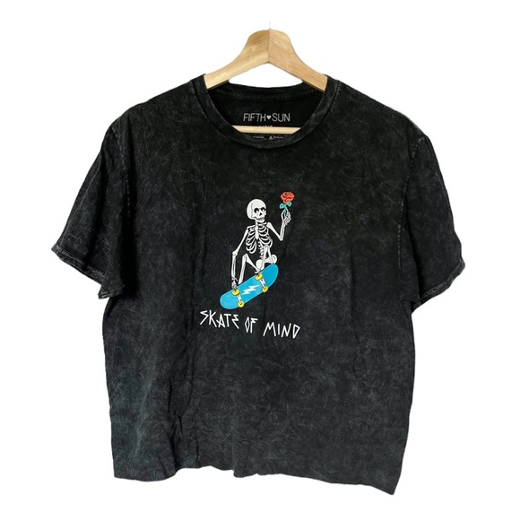 Skate of Mind NWOT Graphic Tee - Picture 1 of 3